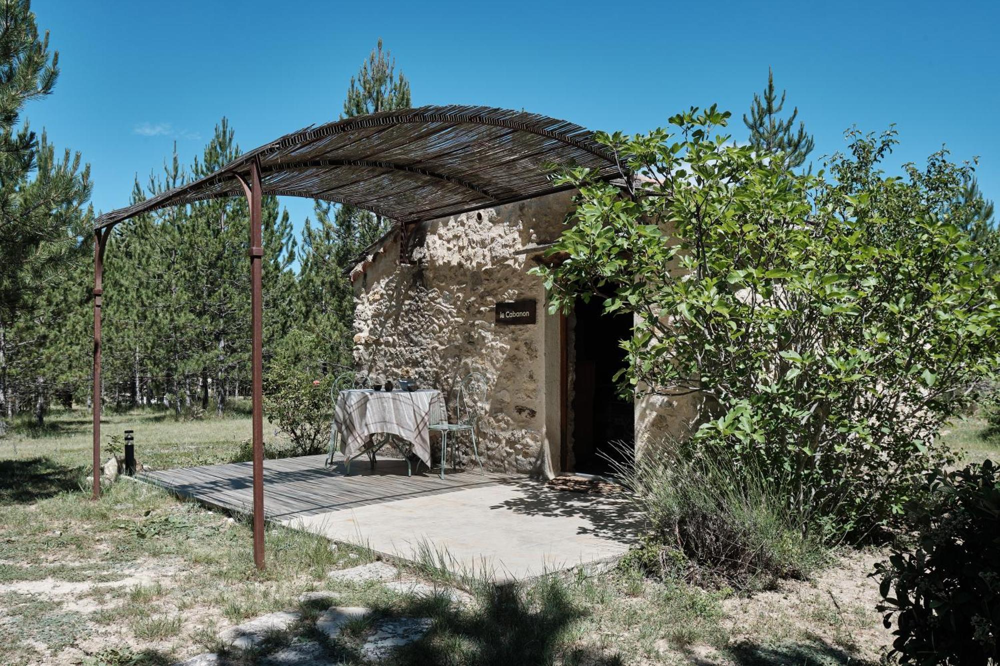 Les Maisons De Chante Oiseau Sigonce Room photo